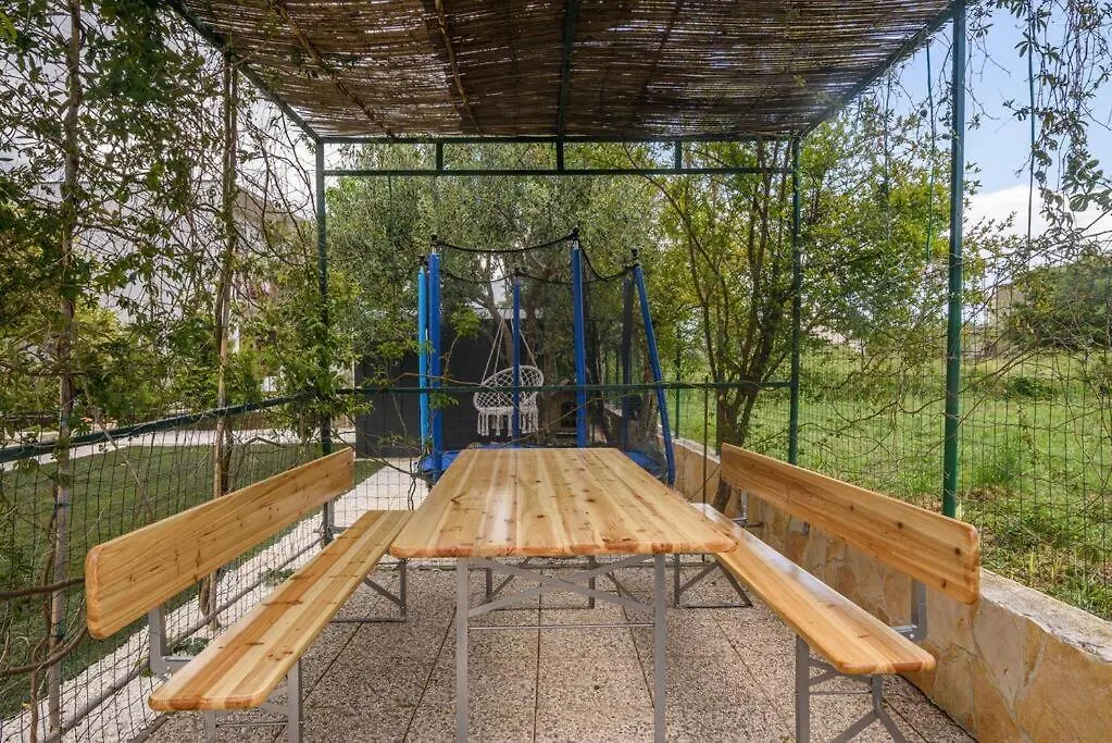New Apartment With Pool And Jacuzzi Only For You Kastela