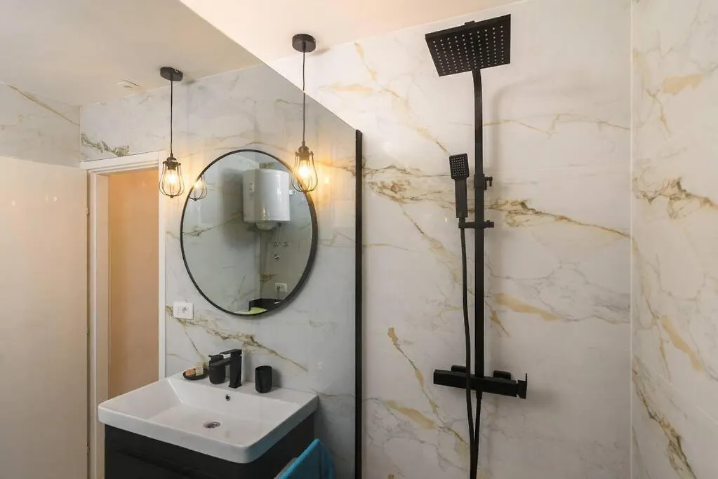 New Apartment With Pool And Jacuzzi Only For You Kastela