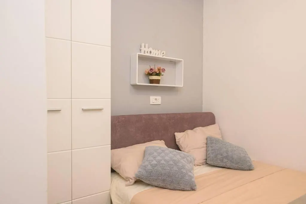 New Apartment With Pool And Jacuzzi Only For You Kastela