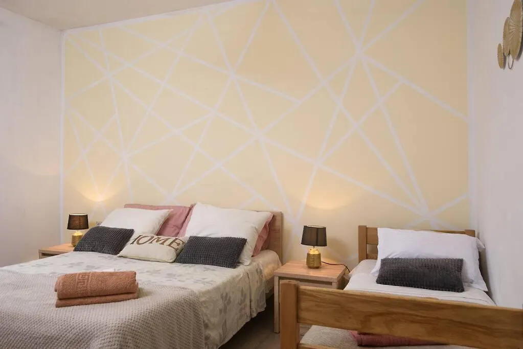 New Apartment With Pool And Jacuzzi Only For You Kastela